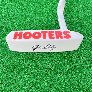 John Daly x Hooters custom golf putter!